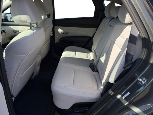 New 2026 Hyundai Tucson SEL image 16