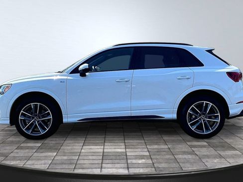 Used 2022 Audi Q3 2.0T Premium Plus AWD/4WD image 4