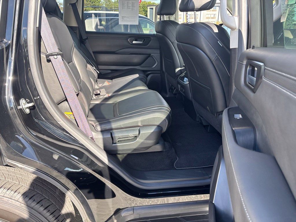Certified 2026 Nissan Armada SV AWD/4WD image 28
