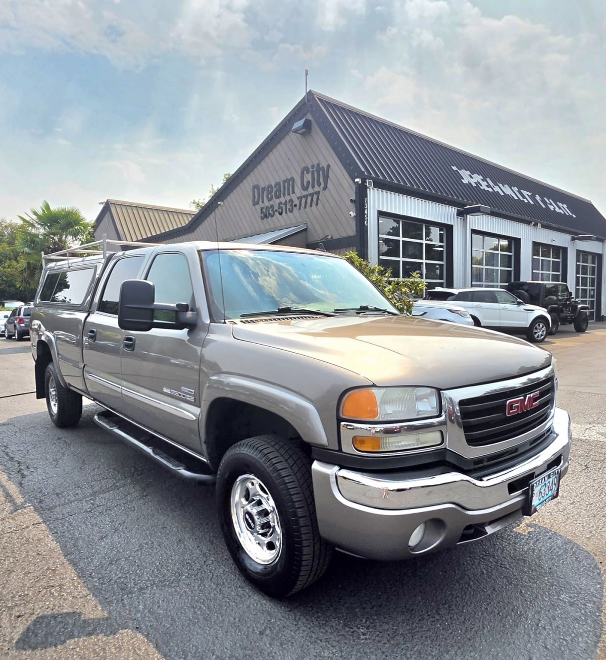 Used 2007 GMC Sierra 2500 SLT w/ Heavy-Duty Power Package AWD/4WD image 3
