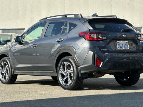 Used 2024 Subaru Crosstrek 2.0i Premium image 6