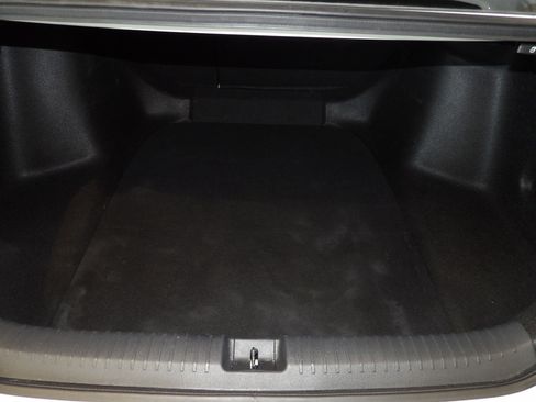 Used 2024 Honda Accord EX image 19