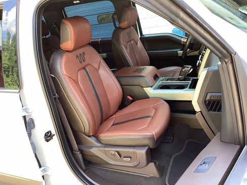 Used 2019 Ford F150 King Ranch w/ Equipment Group 601A Luxury AWD/4WD image 38