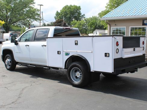 Used 2025 Chevrolet Silverado 3500 W/T w/ WT Convenience Package AWD/4WD image 3