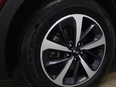 Used 2019 Kia Sorento EX AWD/4WD image 31