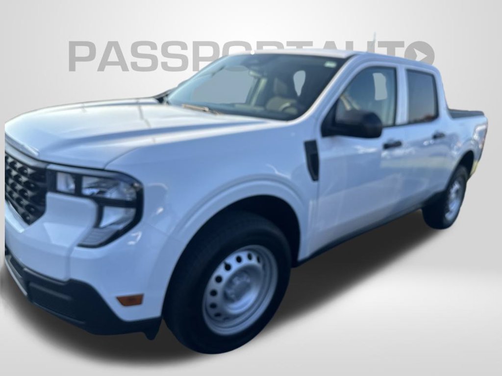 Used 2025 Ford Maverick XL FWD image 2