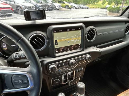 Used 2022 Jeep Wrangler Unlimited Sahara w/ Cold Weather Group AWD/4WD image 24