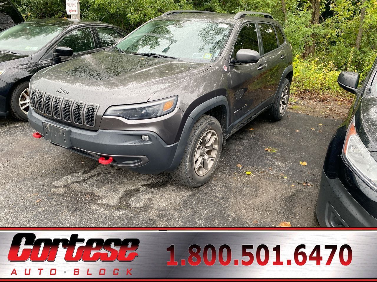 Used 2021 Jeep Cherokee Trailhawk AWD/4WD image 1