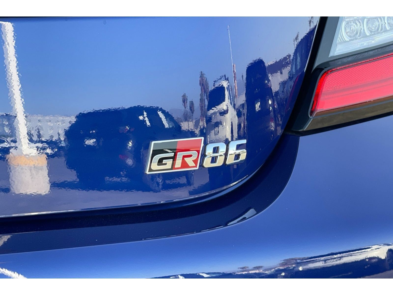 Used 2025 Toyota GR86 Premium w/ Performance Package RWD image 46