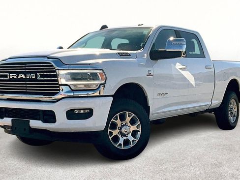 Used 2024 RAM 2500 Laramie image 14