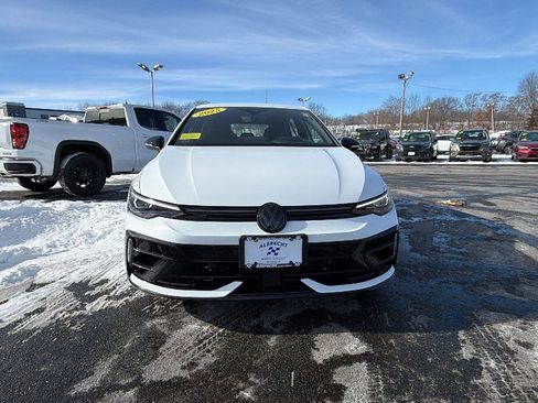 Used 2025 Volkswagen Golf R Black Edition image 2