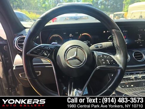 Used 2021 Mercedes-Benz E 350 4MATIC Sedan w/ Premium Package image 13
