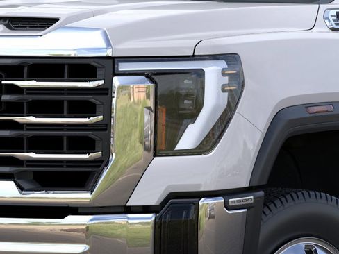 New 2025 GMC Sierra 3500 SLT w/ SLT Convenience Package image 19
