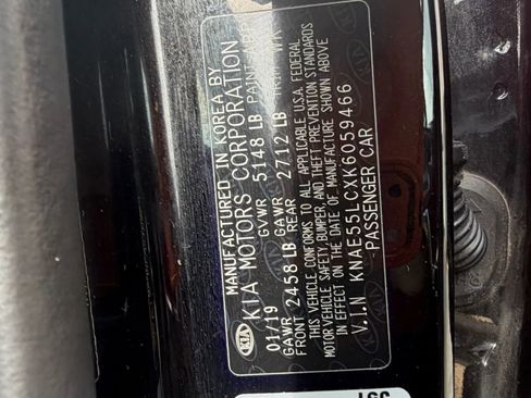 Used 2019 Kia Stinger GT2 image 31