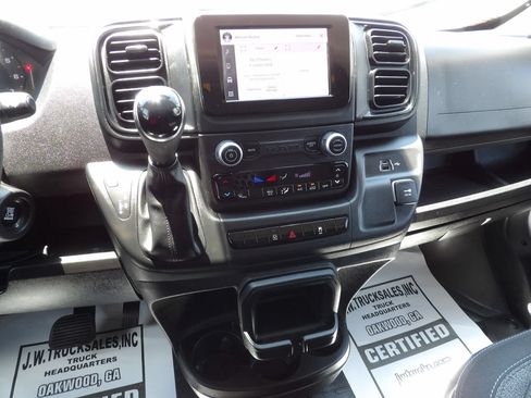 Used 2024 RAM ProMaster 2500 FWD image 24
