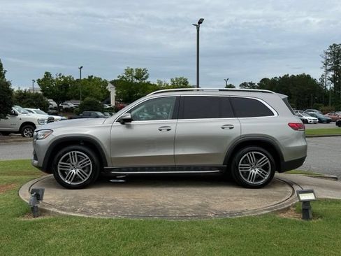 Used 2021 Mercedes-Benz GLS 450 4MATIC image 4
