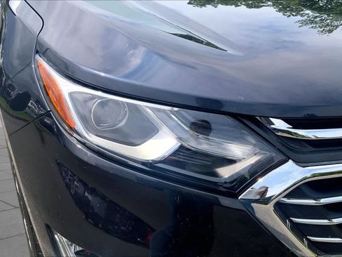 Used 2021 Chevrolet Equinox Premier AWD/4WD image 28