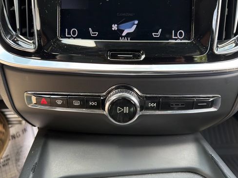 Used 2019 Volvo S60 T6 R-Design AWD/4WD image 35