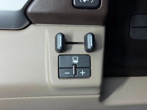 Used 2015 Chevrolet Suburban LT w/ Max Trailering Package RWD image 37
