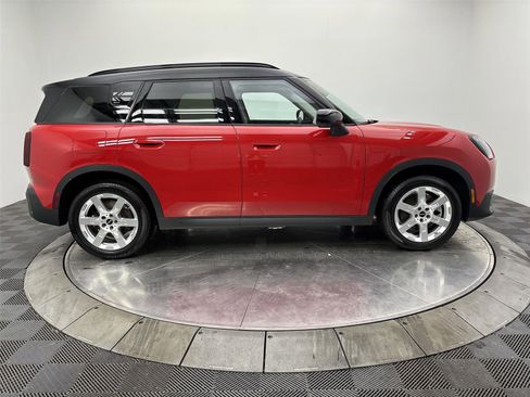 Used 2025 MINI Cooper Countryman S image 17