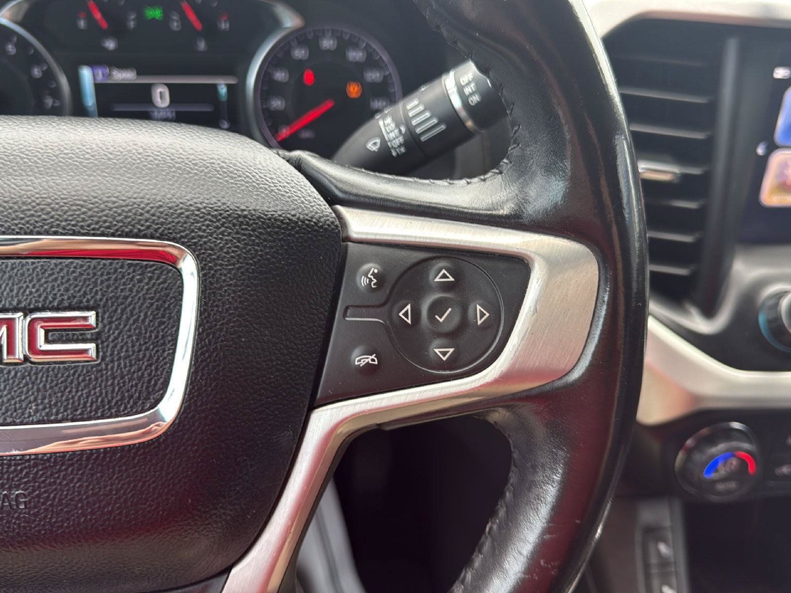 Used 2019 GMC Acadia SLT AWD/4WD image 12