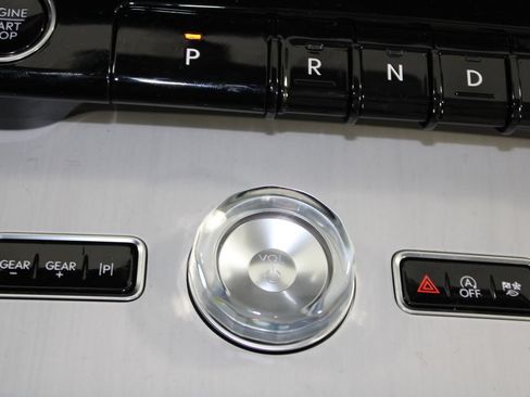 New 2026 Lincoln Navigator Reserve AWD/4WD image 60