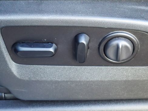 Used 2020 Chevrolet Silverado 1500 LT Trail Boss image 13