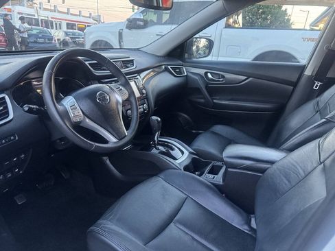 Used 2015 Nissan Rogue SL w/ SL Premium Package AWD/4WD image 13