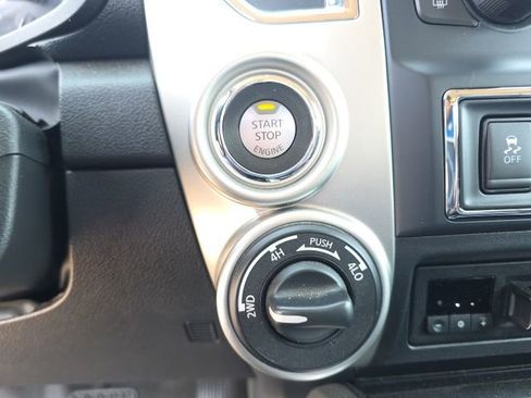 Used 2017 Nissan Titan PRO-4X image 22