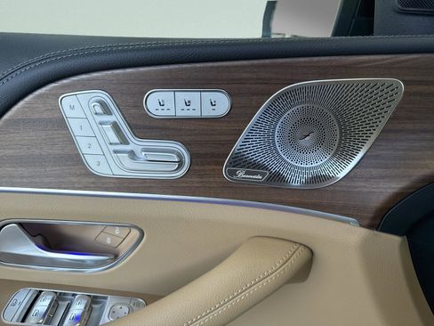 Certified 2026 Mercedes-Benz GLS 450 4MATIC image 19