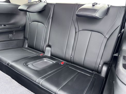 Used 2023 INFINITI QX60 Luxe w/ Cargo Package FWD image 23