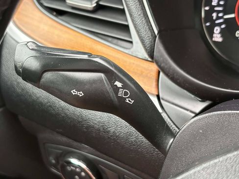 Used 2019 Lincoln MKC Reserve w/ MKC Climate Package AWD/4WD image 30