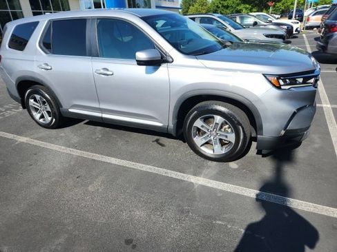 Used 2024 Honda Pilot EX-L image 12