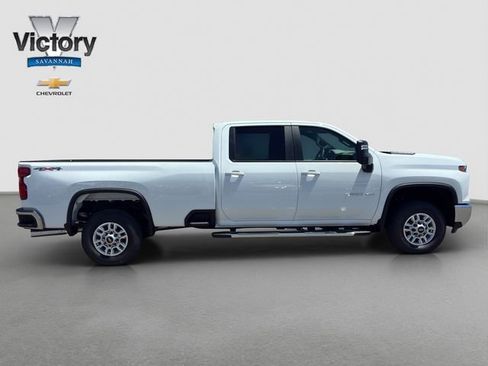 Used 2026 Chevrolet Silverado 2500 LT AWD/4WD image 8