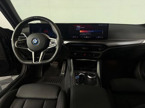 Used 2025 BMW i4 eDrive40 w/ M Sport Package RWD image 27