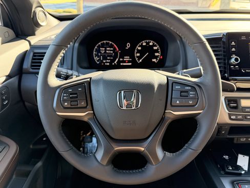 Used 2026 Honda Ridgeline RTL image 18