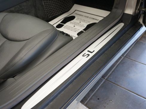 Used 2005 Mercedes-Benz SL 500 image 43