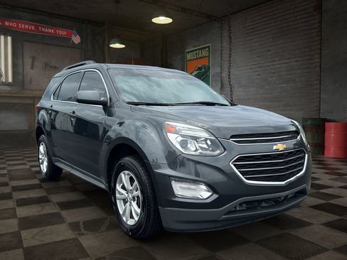 Used 2017 Chevrolet Equinox LT w/ Convenience Package FWD image 7