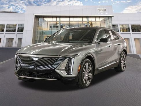 Used 2026 Cadillac Lyriq Premium Luxury image 1