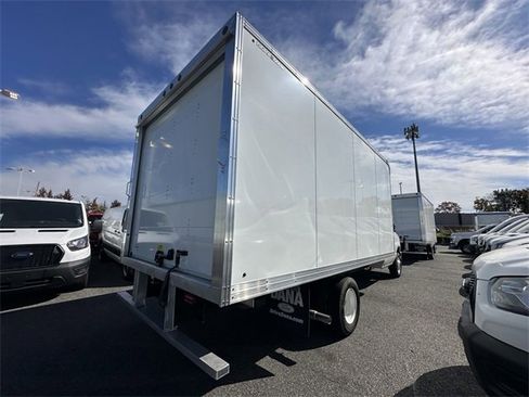 New 2024 Ford E-450 and Econoline 450 Super Duty w/ Power Windows & Locks Group image 5