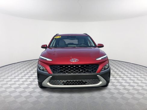 Used 2023 Hyundai Kona SEL w/ Convenience Package FWD image 2