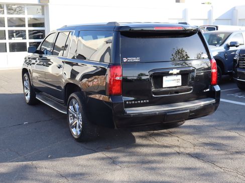 Used 2016 Chevrolet Suburban LTZ image 8
