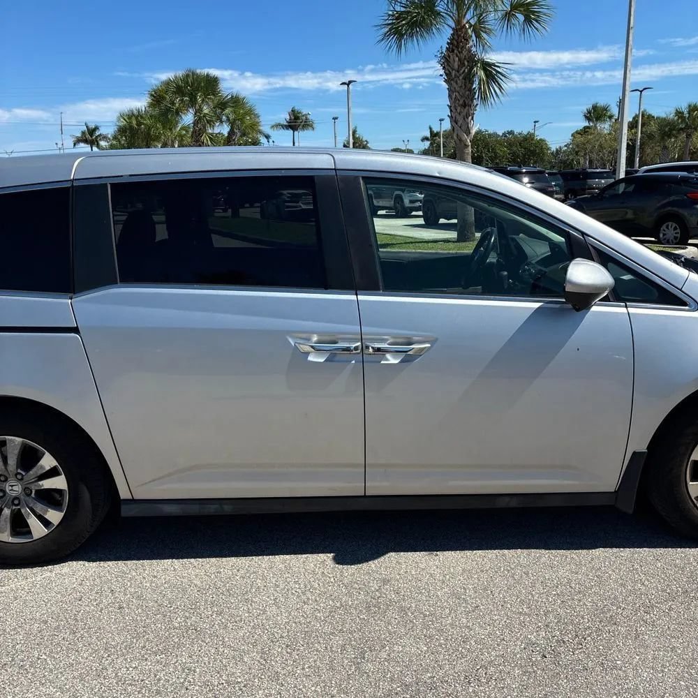 Used 2014 Honda Odyssey EX-L image 11