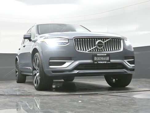 Used 2023 Volvo XC90 T8 Plus w/ Protection Package Premier image 18