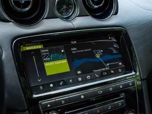 Used 2019 Jaguar XJ L Supercharged RWD image 20