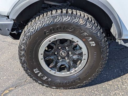 Certified 2024 Ford Bronco Badlands image 16