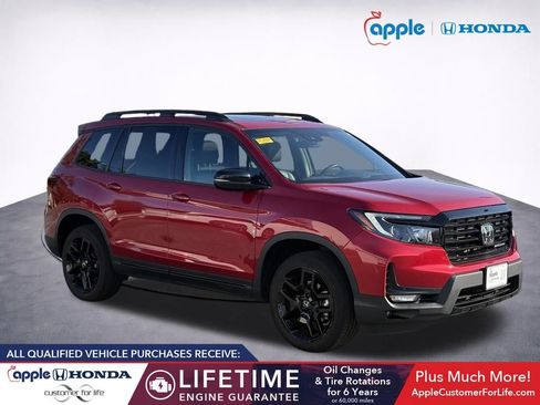 Used 2024 Honda Passport Black Edition image 1