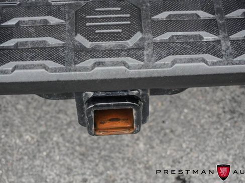 Used 2020 Toyota Tacoma TRD Off-Road image 4