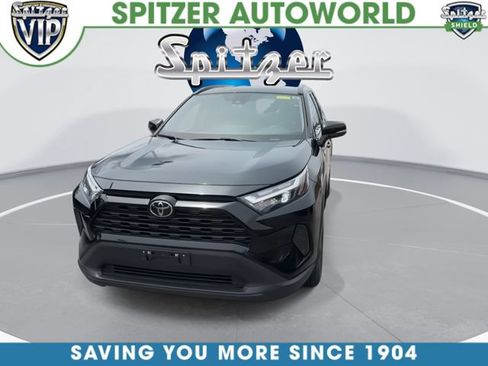 Used 2024 Toyota RAV4 XLE FWD image 3