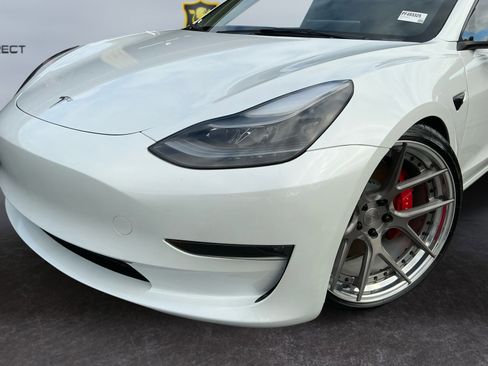 Used 2023 Tesla Model 3 Performance image 9